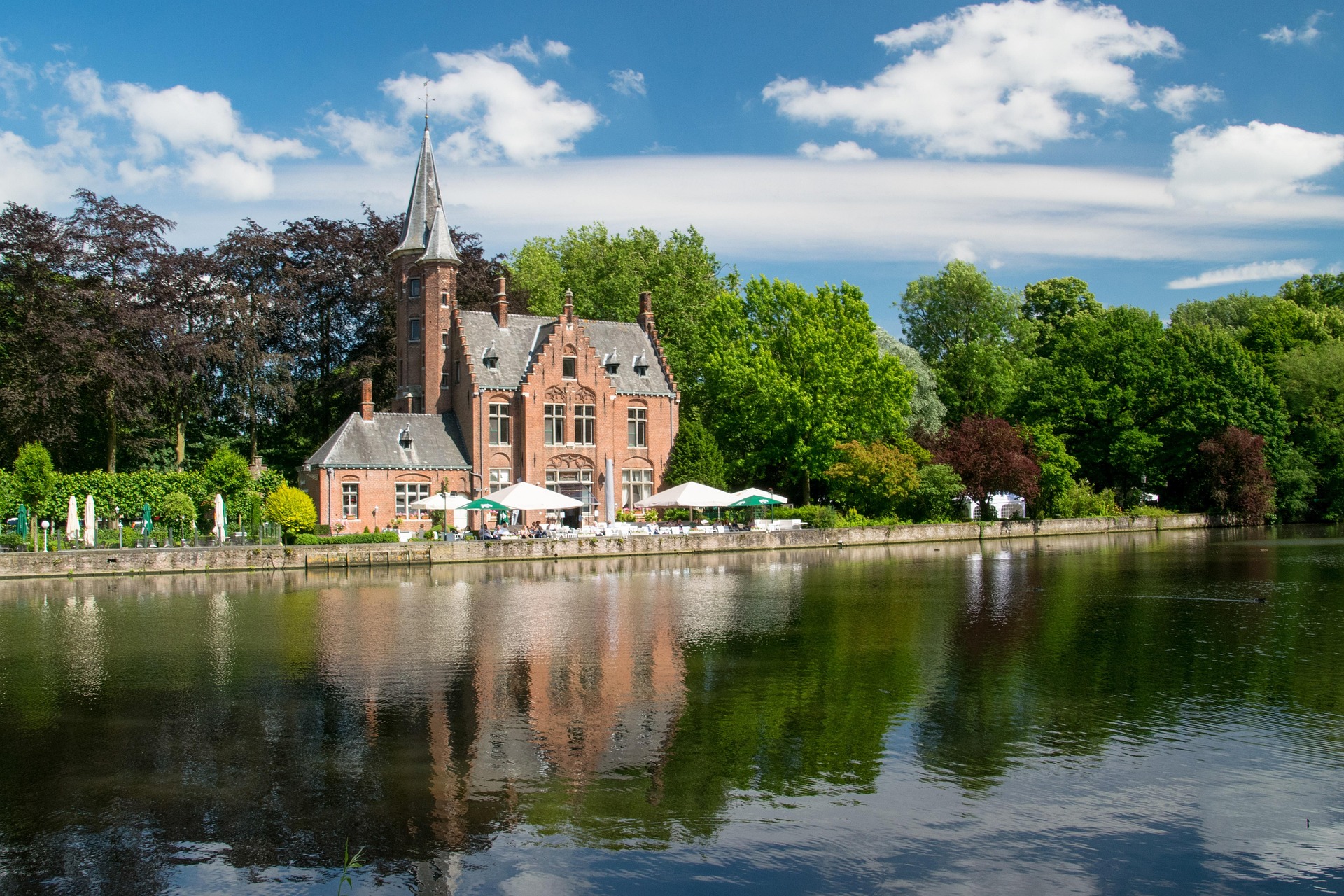 Minnewater — Lake of Love - Bruges attraction near Chocolate Suites
